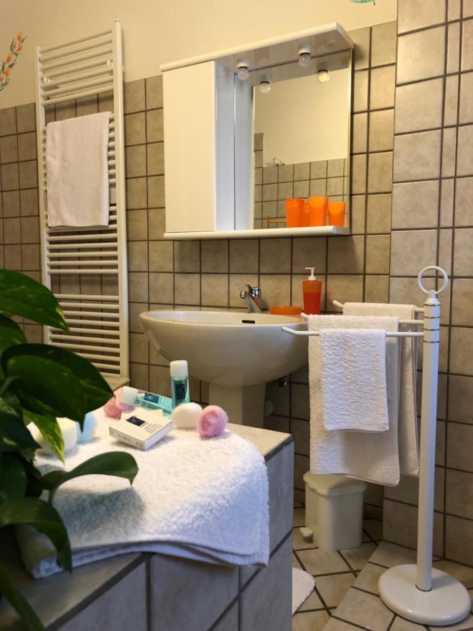 Ca 'D Langa B&B Treiso Eksteriør billede